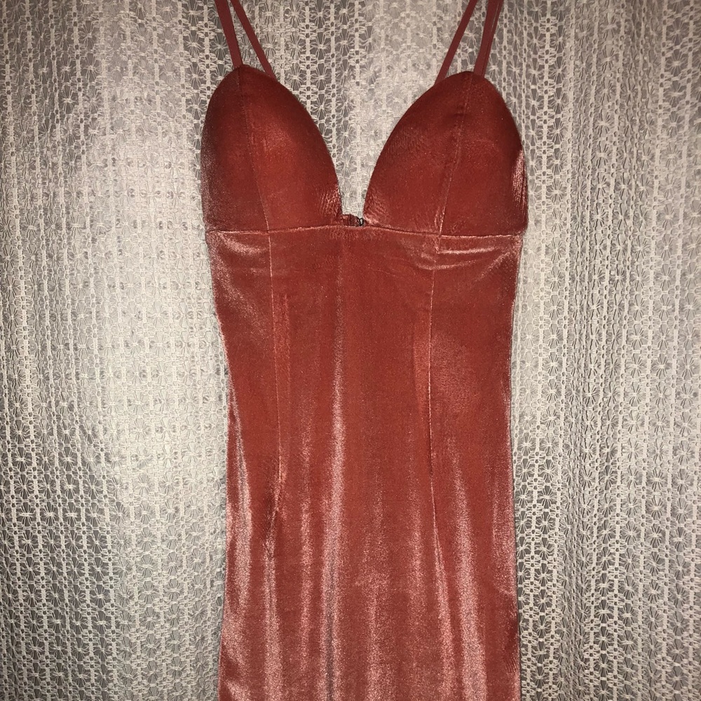 Blush velvet body con dress